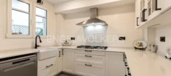 Квартира с 4 спальнями в Валенсия, Испания № 174217 45