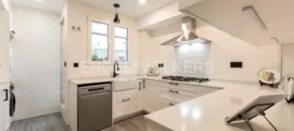 Квартира с 4 спальнями в Валенсия, Испания № 174217 43