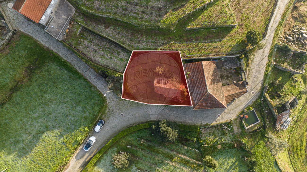 2 bedrooms House in Amarante, Portugal No. 18921