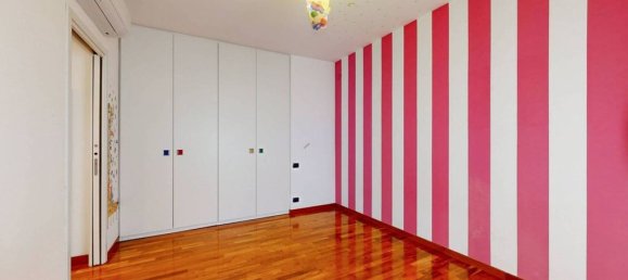 2 bedrooms Apartment in Milan, Italy No. 276801 20