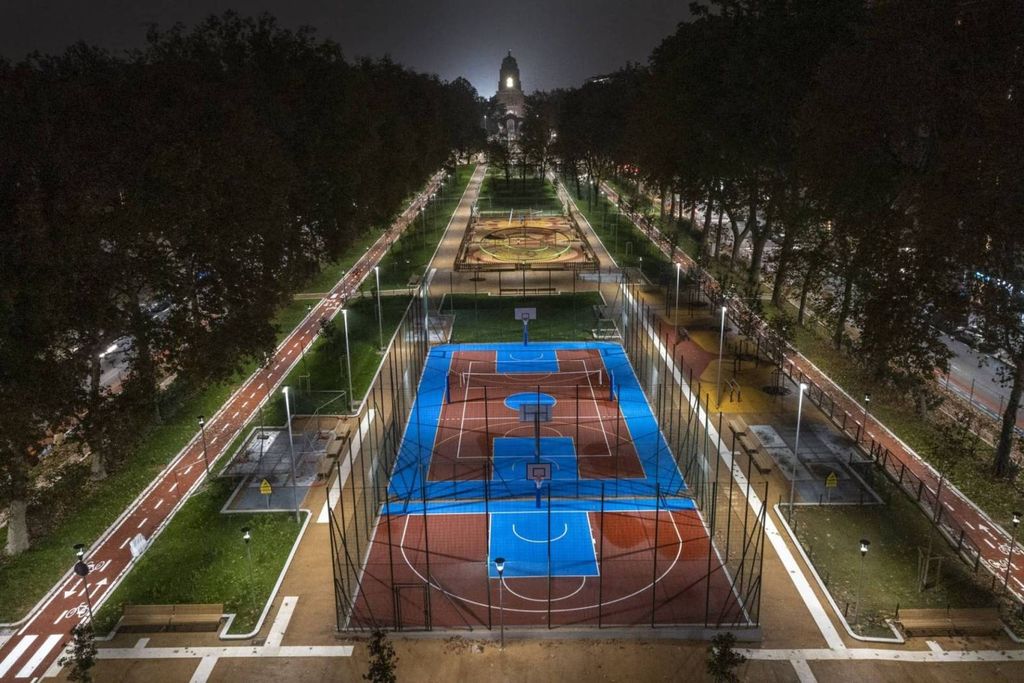 2 bedrooms Apartment in Milan, Italy No. 276801