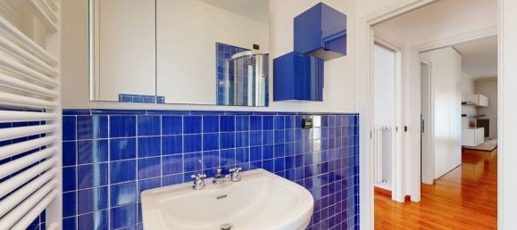 2 bedrooms Apartment in Milan, Italy No. 276801 25