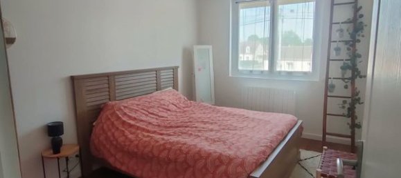 Casa de 5 dormitorios en Change, France No. 340514 3