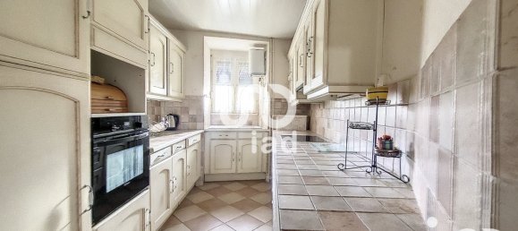 4 Schlafzimmer Haus in Vierzon, France, Nr. 43217 9