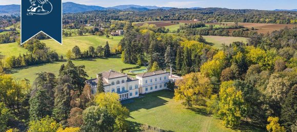 6 rooms Villa in Parma, Italy No. 119046 2