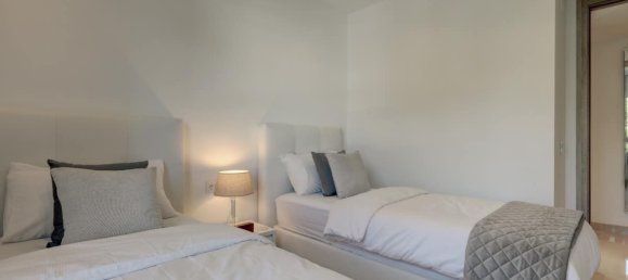 3 bedrooms Penthouse in Marbella, Spain No. 35500 27