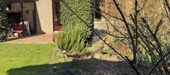 3 bedrooms Townhouse in Wesel, Germany No. 227963 2