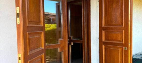 4 bedrooms Villa in Crema, Italy No. 273557 11