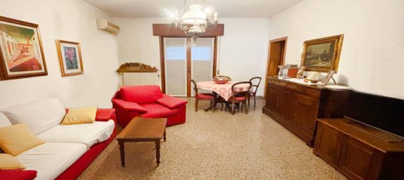 4 bedrooms Villa in Crema, Italy No. 273557 28