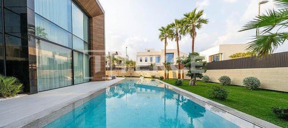 Вилла с 6 спальнями в Дубай, ОАЭ № 182668 11