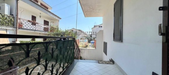 4 bedrooms House in Mugnano di Napoli, Italy No. 71560 20