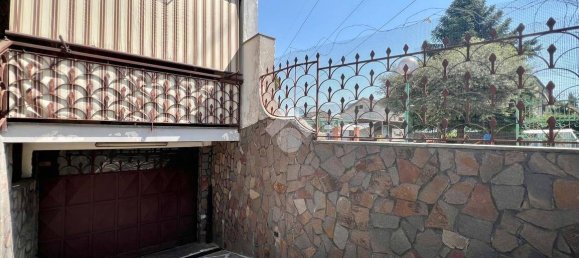 4 bedrooms House in Mugnano di Napoli, Italy No. 71560 32