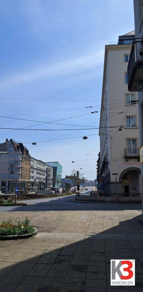 Apartamento de 3 habitaciónes en Linz, Austria No. 182481