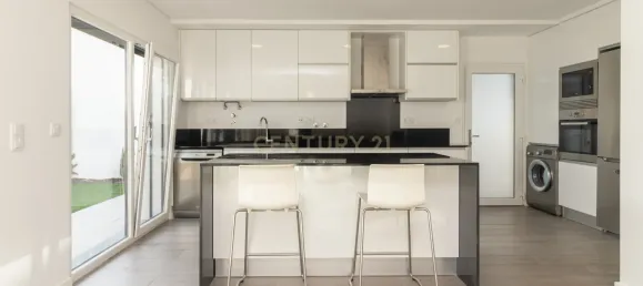 5 bedrooms Villa in Seixal, Portugal No. 145441 13