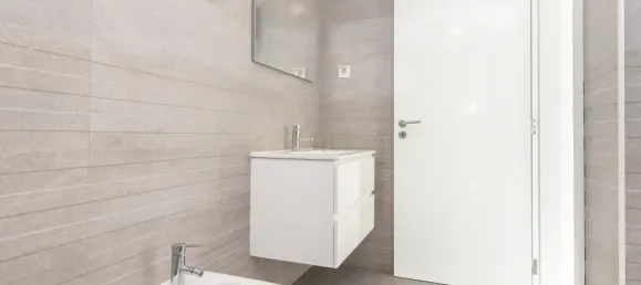 5 bedrooms Villa in Seixal, Portugal No. 145441 39