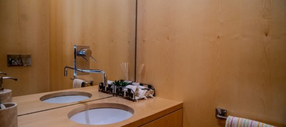 4 bedrooms House in Vila Nova de Gaia, Portugal No. 131303 12