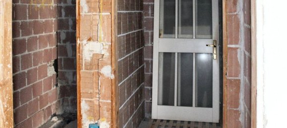 137m² Commercial property in Terricciola, Italy No. 85588 7