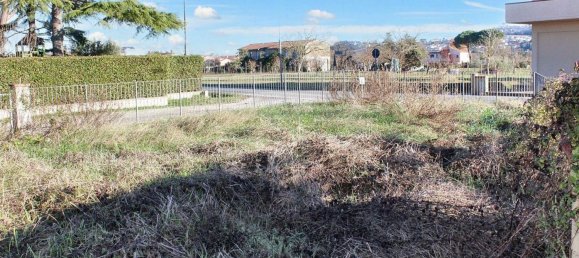 137m² Commercial property in Terricciola, Italy No. 85588 10