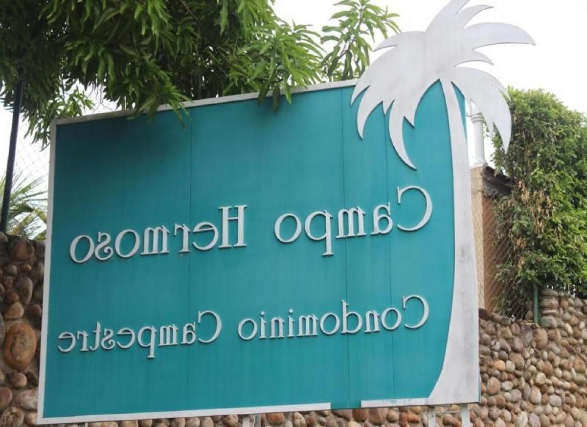 Estudio en Tolima, Colombia No. 882