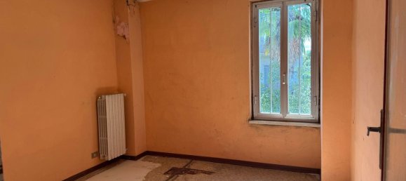 5 Schlafzimmer Haus in Biella, Italy, Nr. 371954 16