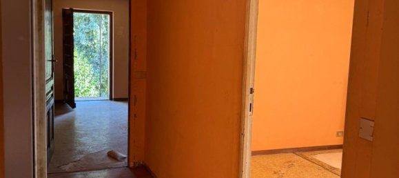 5 Schlafzimmer Haus in Biella, Italy, Nr. 371954 17