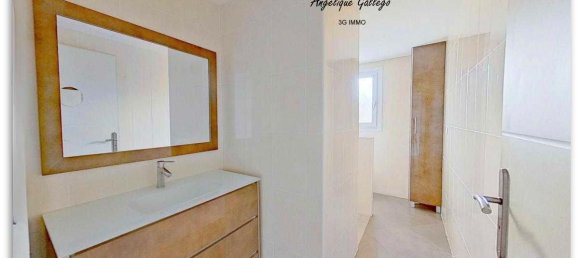 Дом с 4 спальнями в По, Франция № 202247 11