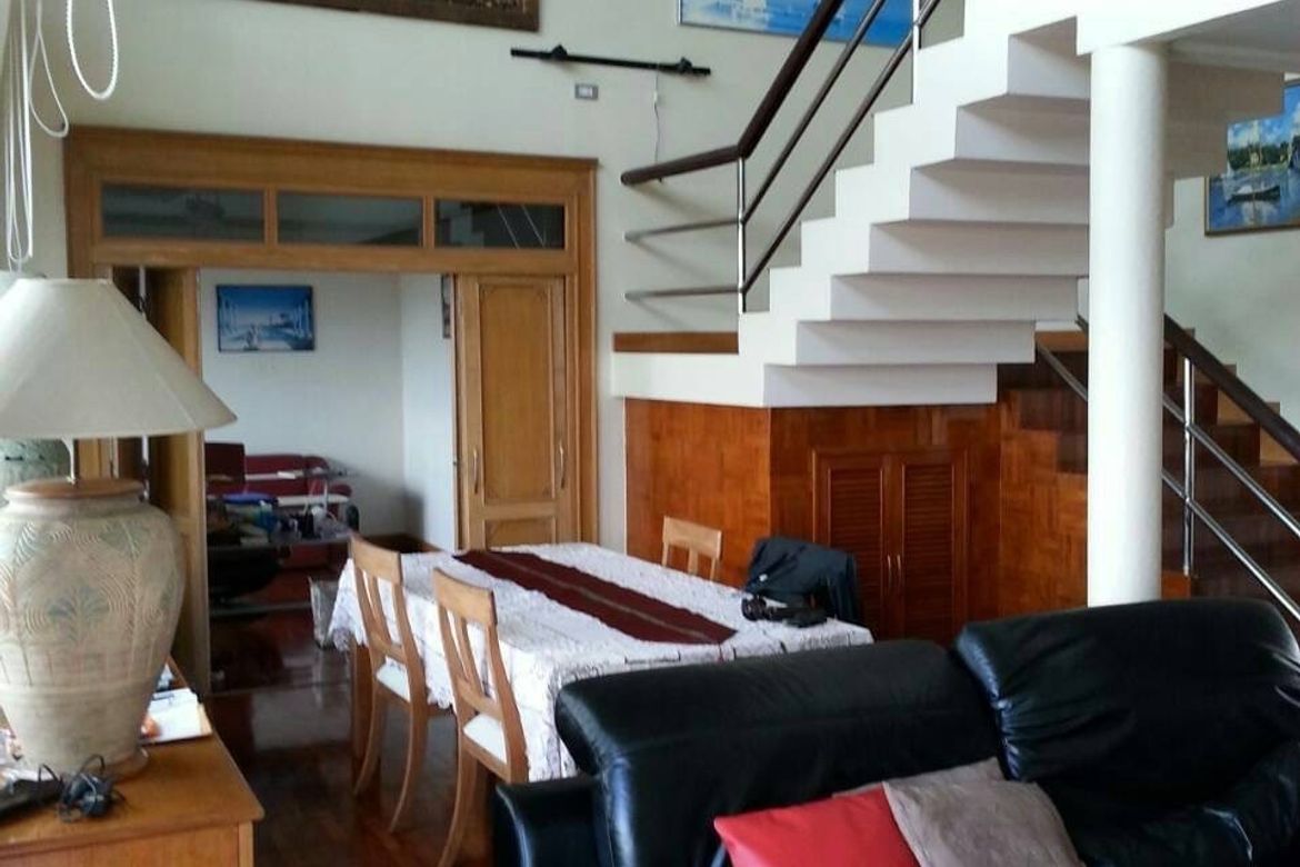 4 bedrooms Condo in Chiang Mai, Thailand No. 23279