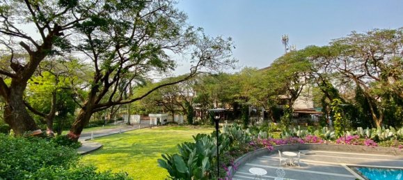 4 bedrooms Condo in Chiang Mai, Thailand No. 23279 2