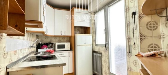 Apartamento de 3 dormitorios en Salamanca, Spain No. 98246 16