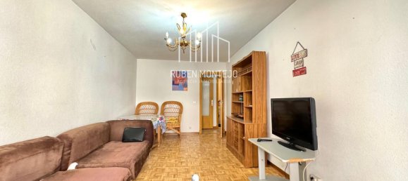 Apartamento de 3 dormitorios en Salamanca, Spain No. 98246 9