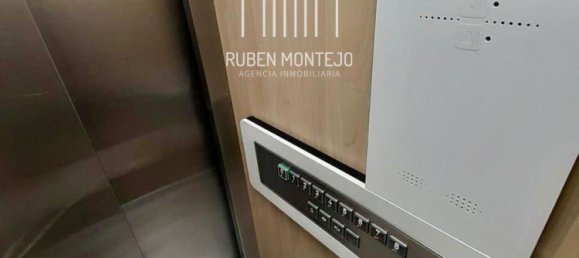 Apartamento de 3 dormitorios en Salamanca, Spain No. 98246 39