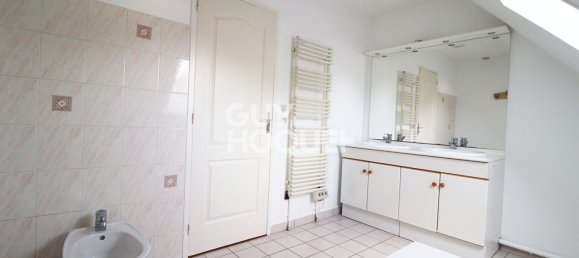 5 bedrooms House in Chambray-les-Tours, France No. 42472 31