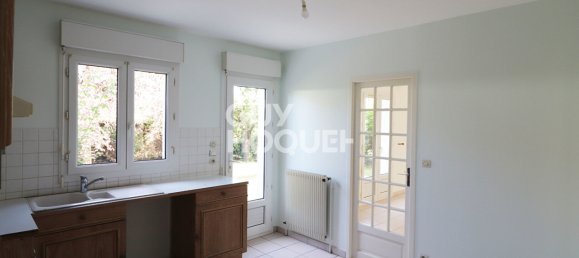5 bedrooms House in Chambray-les-Tours, France No. 42472 14