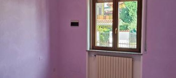 Вилла с 4 комнатами в Лонате Поццоло, Италия № 292246 6