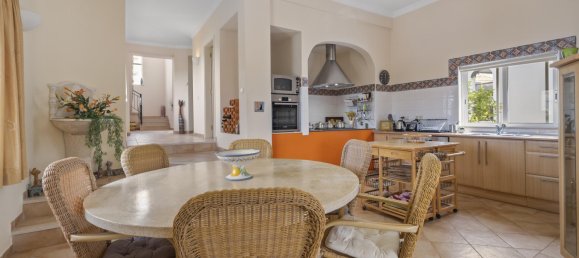 5 bedrooms Villa in Loule, Portugal No. 345714 8