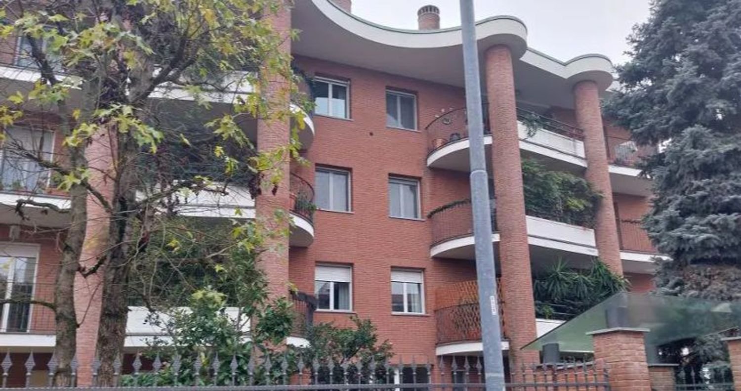 Apartamento de 3 habitaciónes en San Martino Siccomario, Italy No. 180232