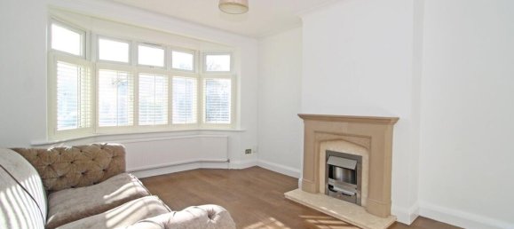 3 bedrooms House in Park Langley, United Kingdom No. 1128 6