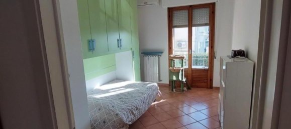 5 bedrooms Apartment in Fucecchio, Italy No. 338086 13