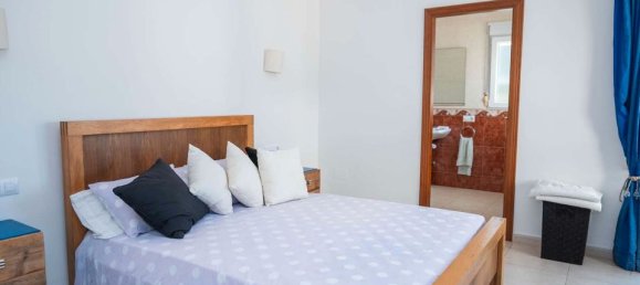 Дом с 4 спальнями в Аликанте, Испания № 170296 21