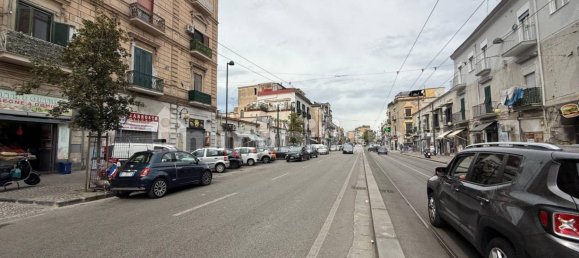 2 Schlafzimmer Wohnung in Naples, Italy, Nr. 333002 2