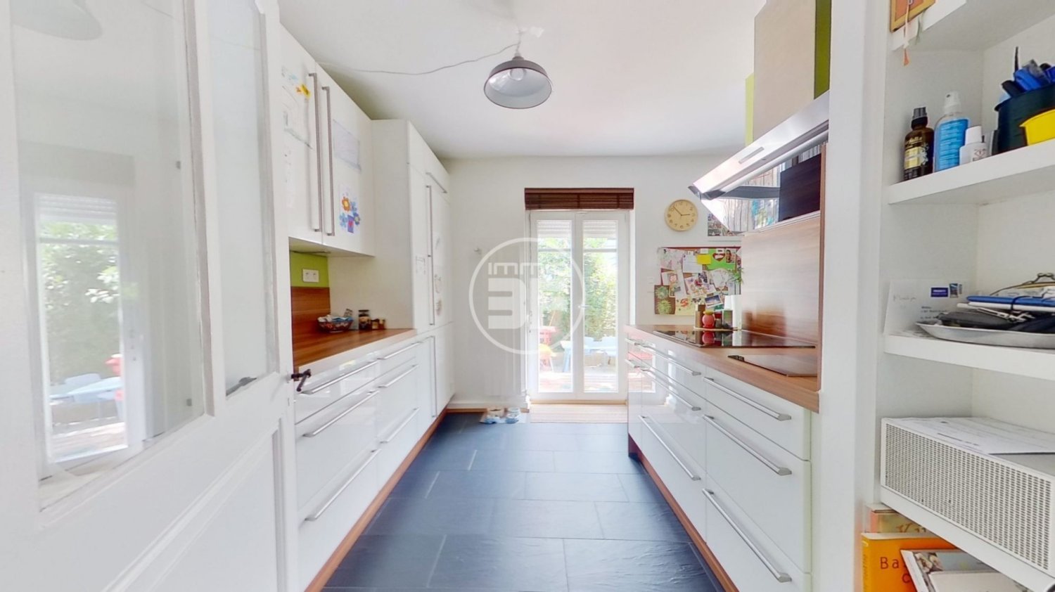 5 bedrooms Villa in Saint-Louis, France No. 254721