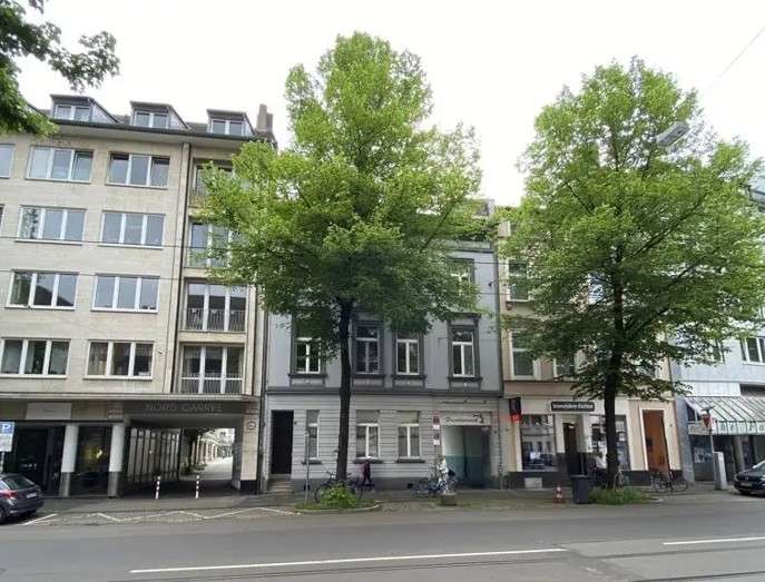 18 غرف نوم بناية في Dusseldorf, Germany رقم 353008