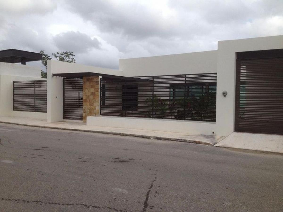 3 bedrooms House in Merida, Mexico No. 10750