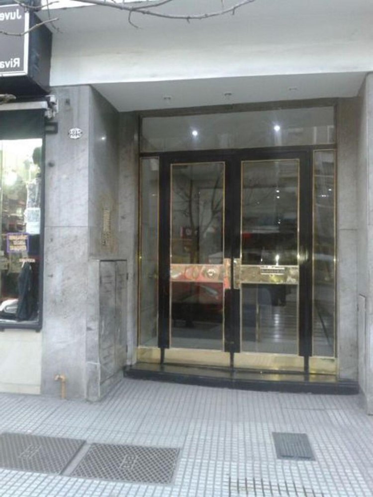 3 bedrooms Apartment in Buenos Aires, Argentina No. 76335