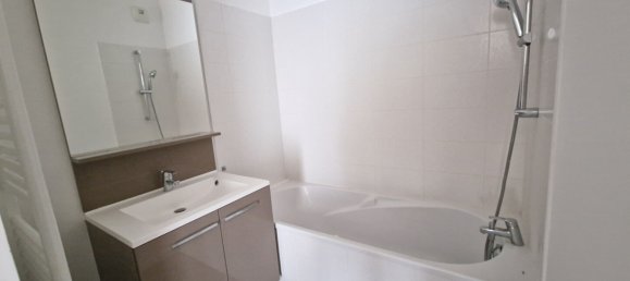 2 bedrooms Apartment in Joue-les-Tours, France No. 81583 5