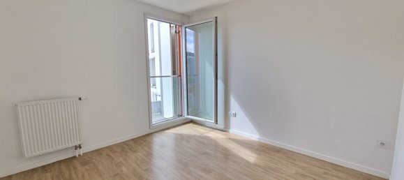 2 bedrooms Apartment in Joue-les-Tours, France No. 81583 6