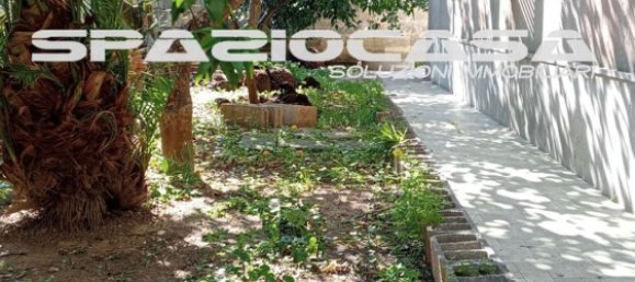 Casa de 6 divisões em Carpignano Salentino, Italy N.º 119810 21