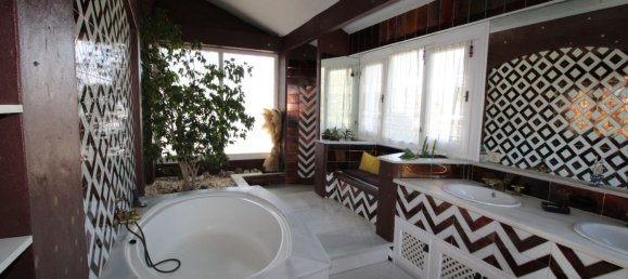 4 غرف نوم فيلا في Estepona, Spain رقم 147317 26