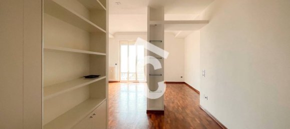 2 chambres Appartement à Jesi, Italy No. 314971 4