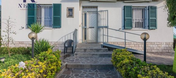 4-salle Maison à Terre Roveresche, Italy No. 133668 11